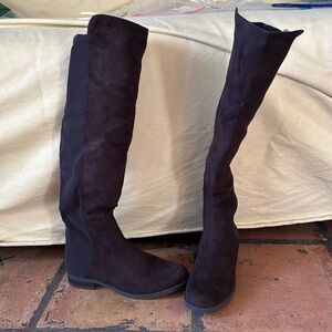 Unisa gillean brown over the knee tall boot
8M NOWT